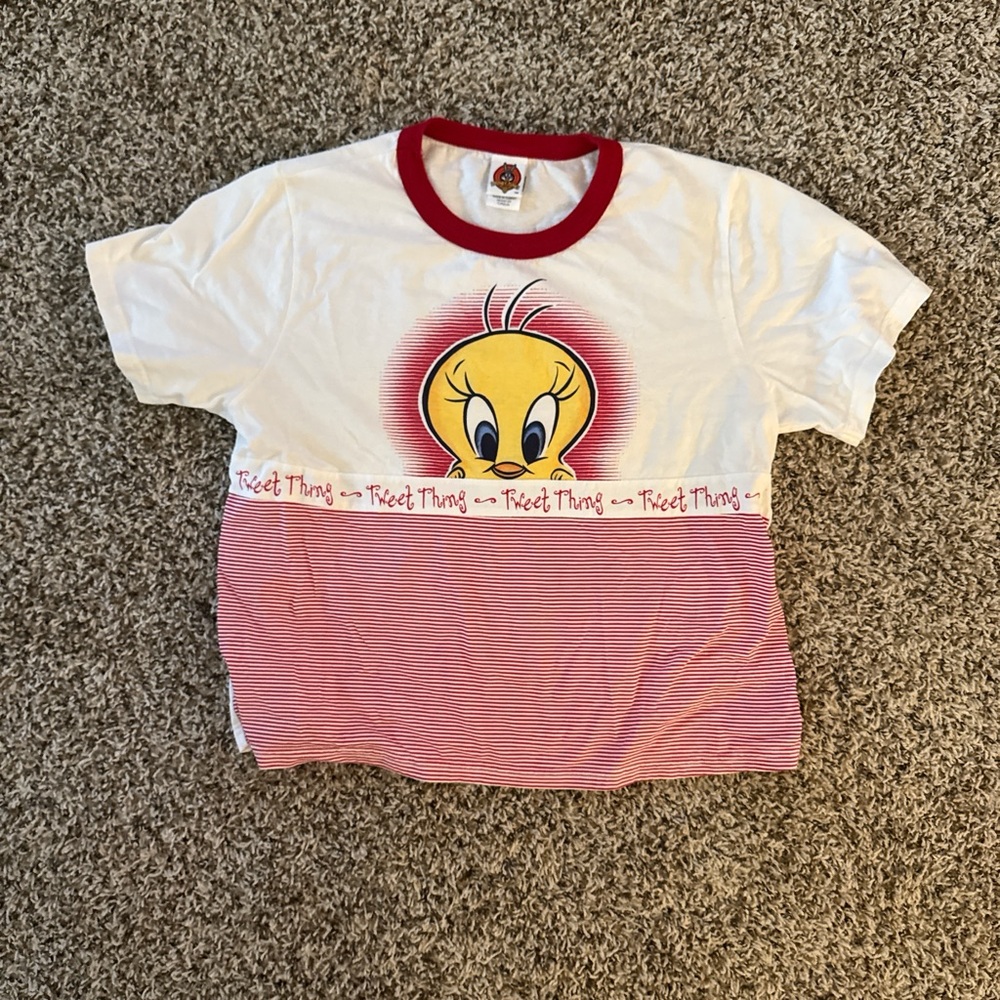 1999 Tweety Bird tshirt